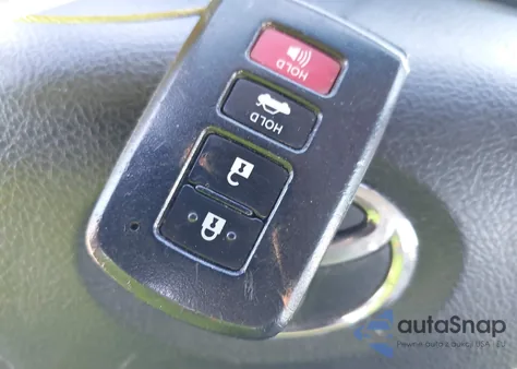 2014 Toyota Camry Xle z USA, uszkodzony, nr VIN 4T4BF1FK1ER342659